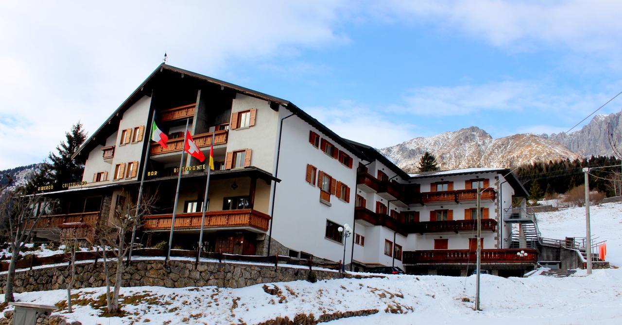 Hotel Cristallino Castione della Presolana Exteriör bild